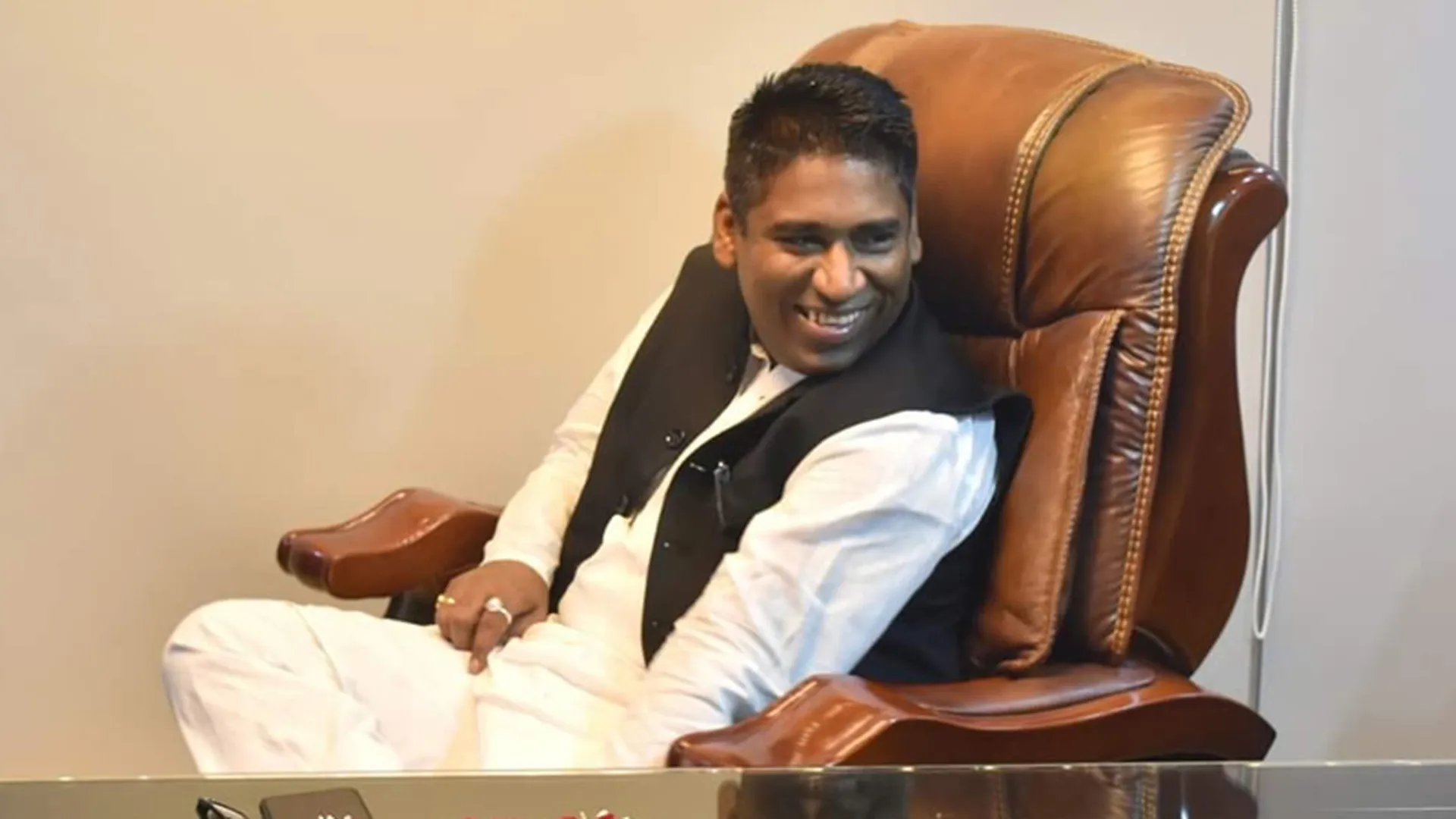 বরিশালের সাবেক মেয়র সাদিকের বিরুদ্ধে দুর্নীতির মামলা